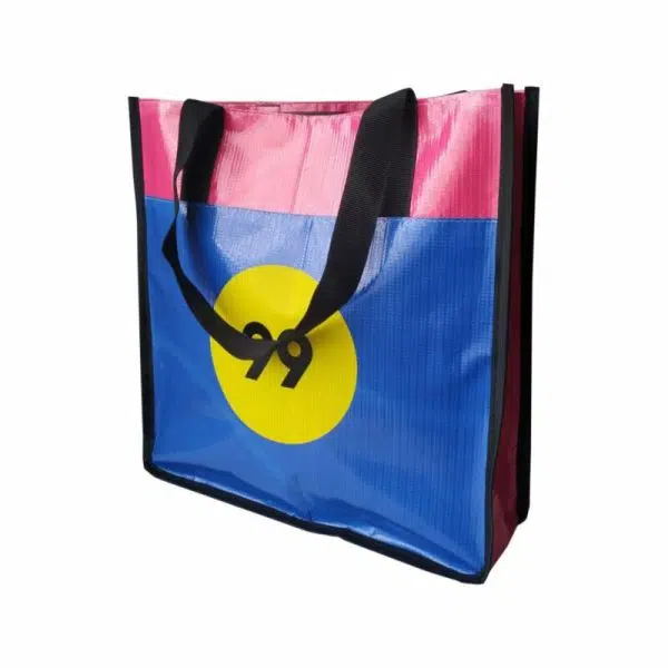 Ecobag-com-Retalhos-de-Banner