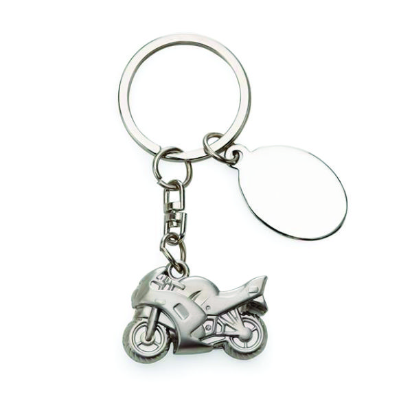 O Chaveiro 3D de Metal Personalizado é um excelente brinde e uma ótima opção para presentear alguém, e é facilmente personalizado da maneira que desejar, com variedade de cores e formatos diferentes.